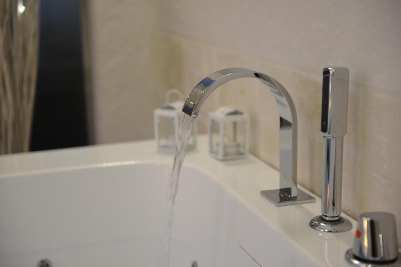 Suite Laurel Spa Con Idromassaggio فاسانو المظهر الخارجي الصورة