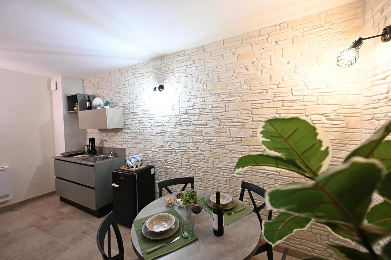 Suite Laurel Spa Con Idromassaggio فاسانو المظهر الخارجي الصورة