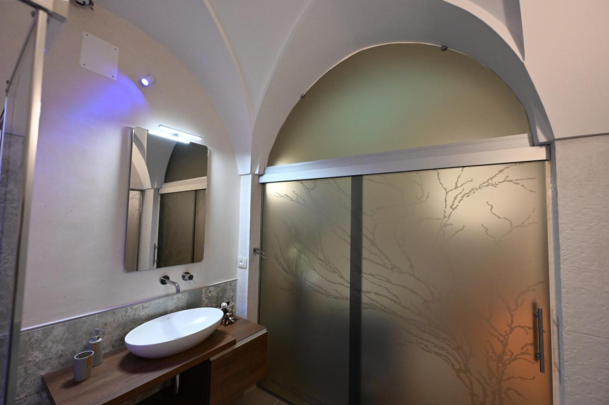 Suite Laurel Spa Con Idromassaggio فاسانو المظهر الخارجي الصورة